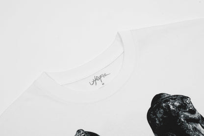 Statue T-Shirt