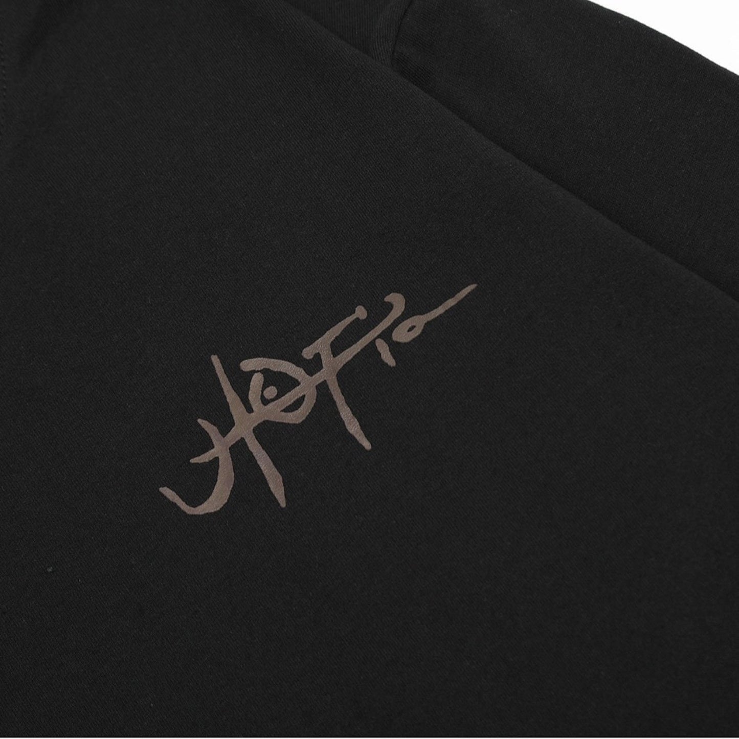 Black Utopia Long Sleeve Tee